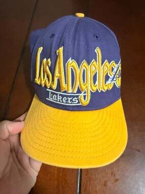 Vintage Drew Pearson Los Angeles Lakers Script Snapback Hat